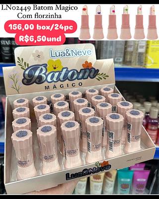 batom magico com florzinha