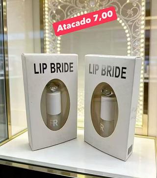 Lip bride fran