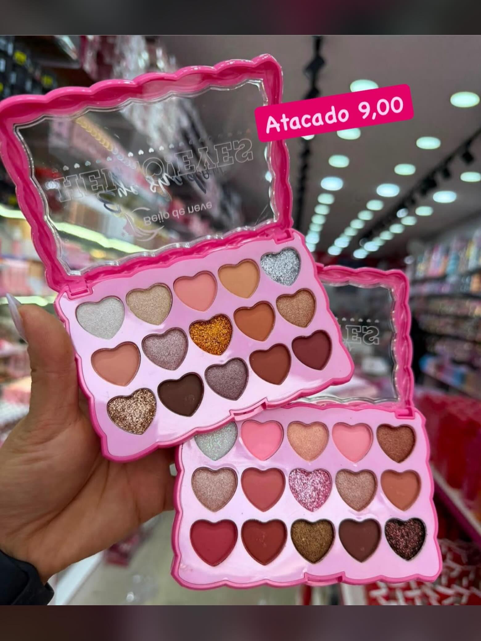 Paleta de Sombras em Formato de Coração Beijo de Neve