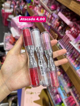Lip Gloss com Embalagem Metálica