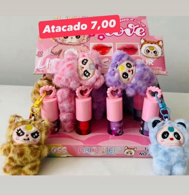 Lip Gloss APCKFLEE com Chaveiro de Pelúcia