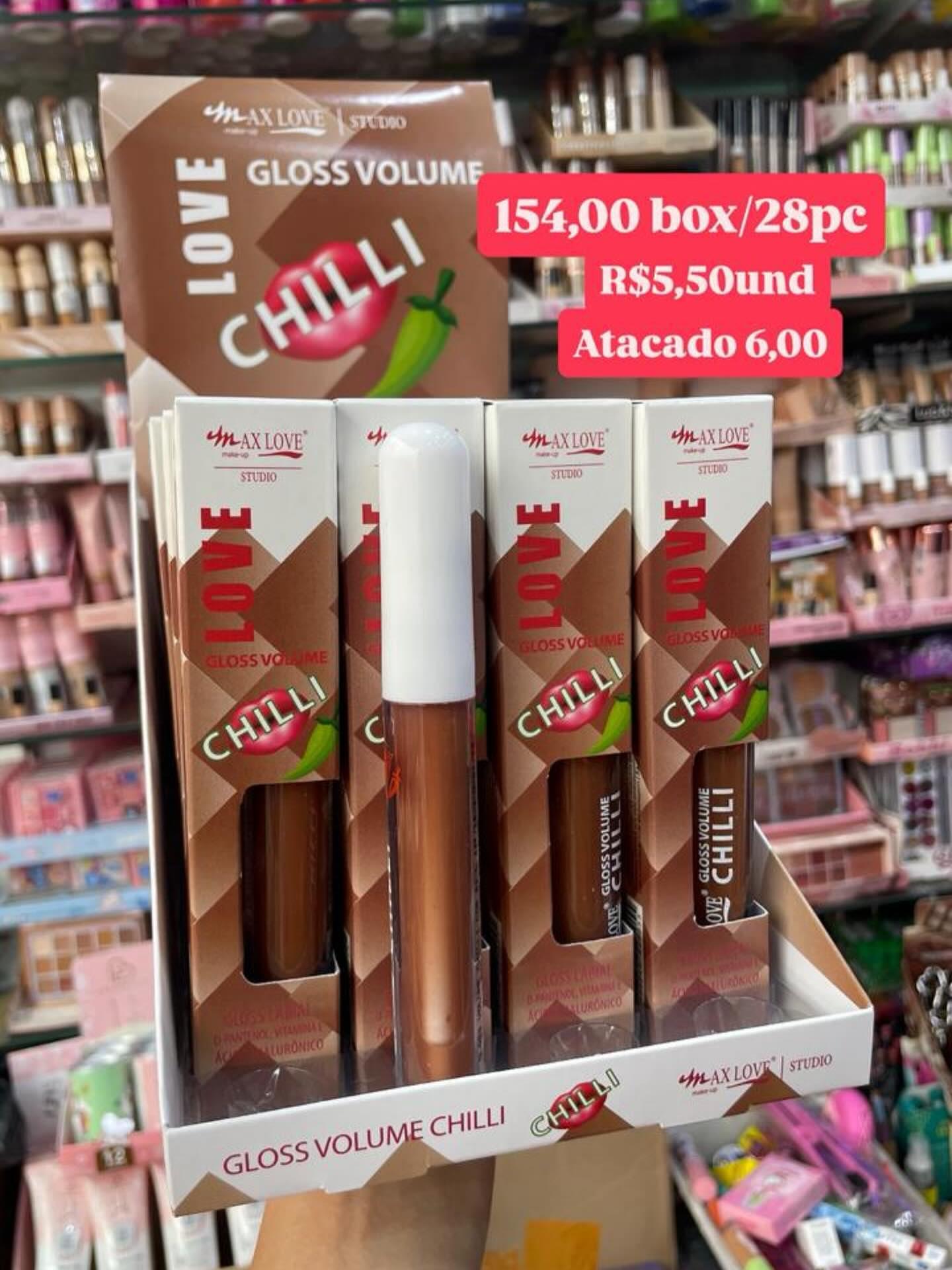 Gloss Labial Volume Chilli Max Love Studio — apresentação marrom