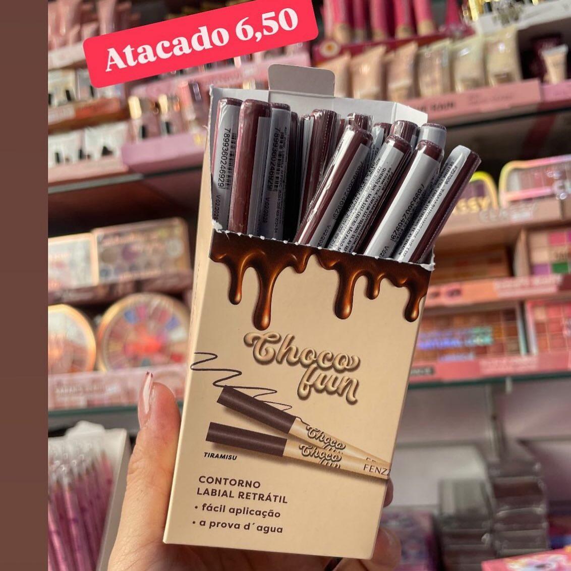 Contorno Labial Retrátil Choco Fun Fenzza — Tiramisu