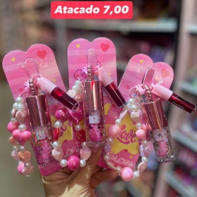Lip Gloss Love com Chaveiro de Pérolas