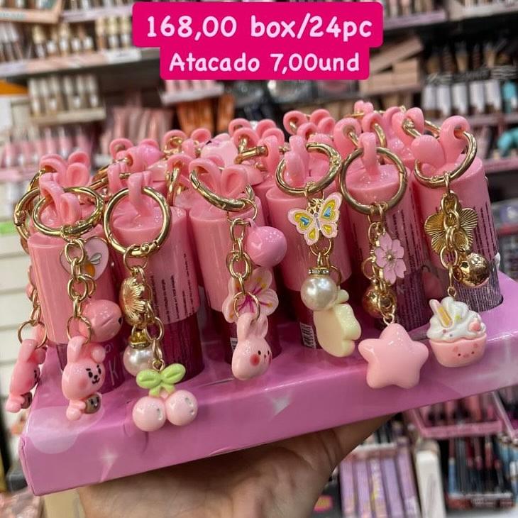 Gloss com Chaveiro — display rosa