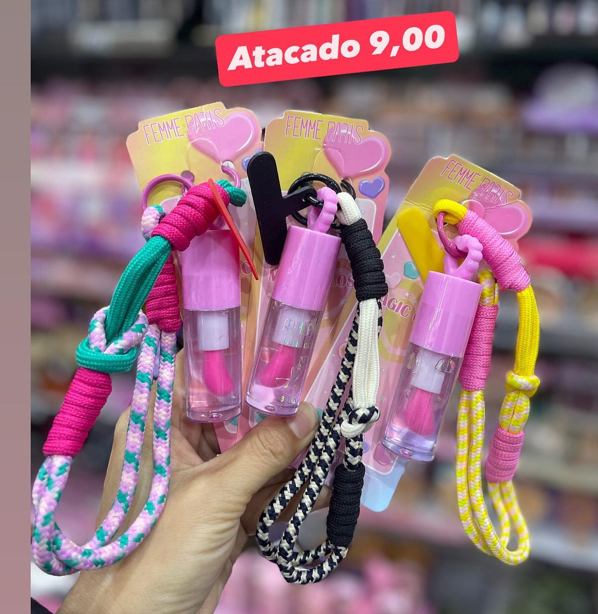 Lip Gloss com Chaveiro Femme Paris